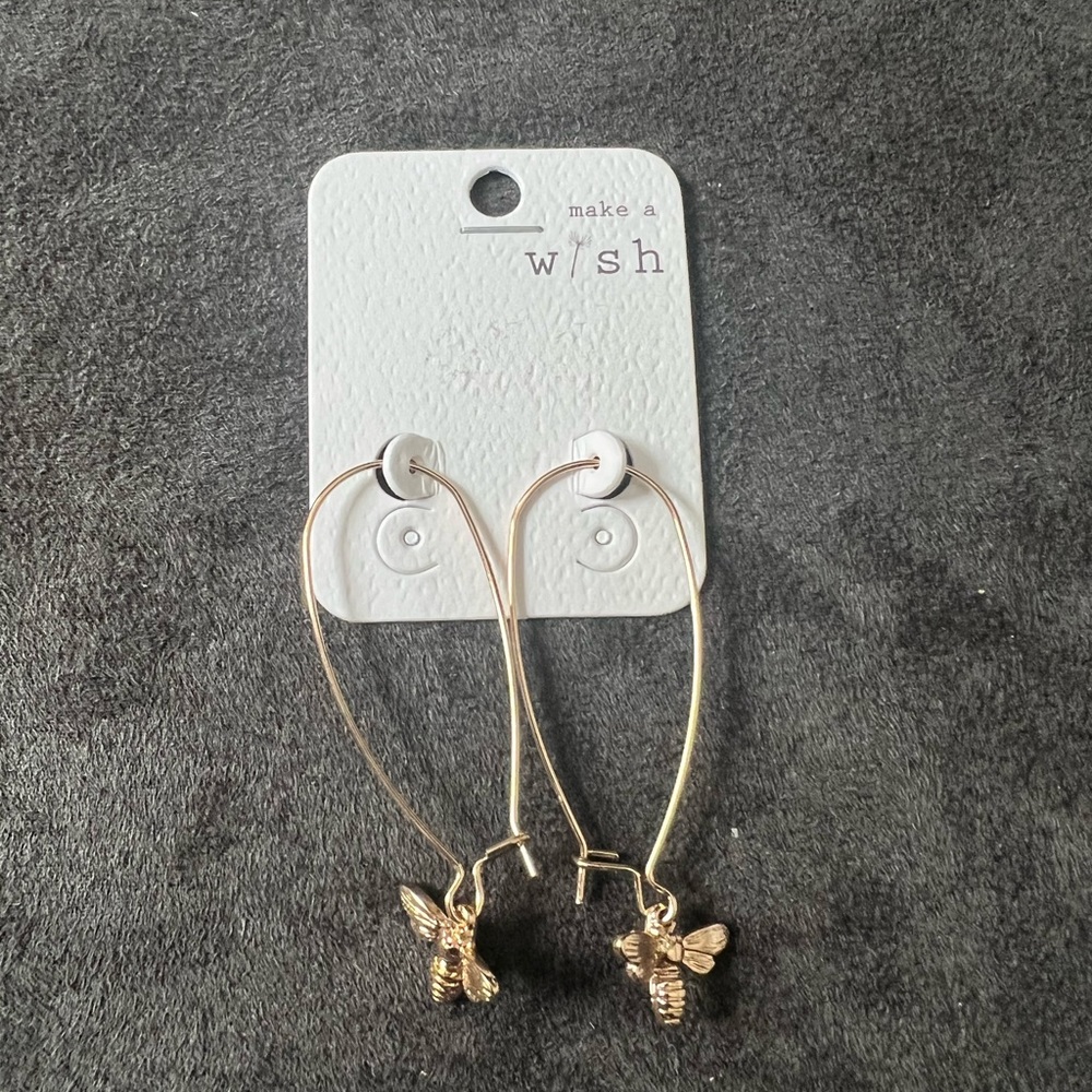 Brand new bee oblong hoop earrings